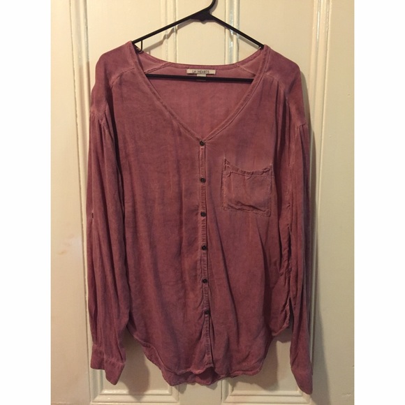 LA hearts button down