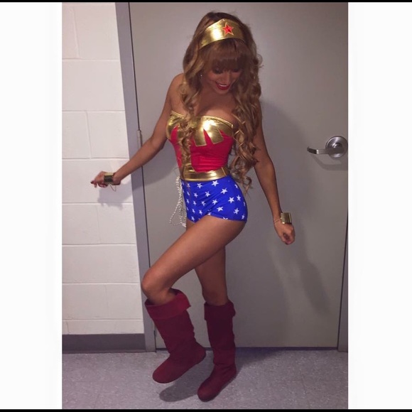 WONDER WOMAN COSTUME