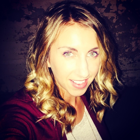Meet your Posher, Bren - Picture 2 of 3