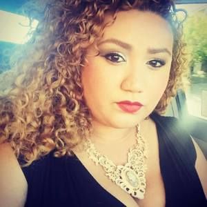 Meet your Posher, Adelaida