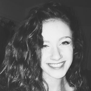 Meet your Posher, Courtney