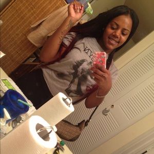 Meet your Posher, Liz