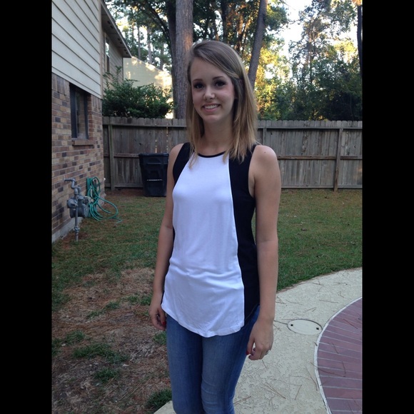 Black&White tank