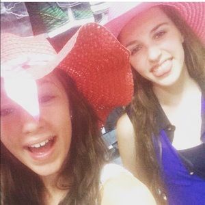 Meet your Posher, Bri