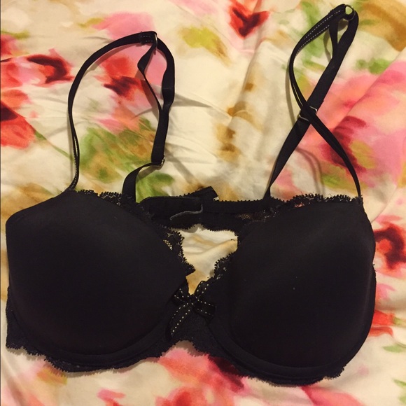 Chantelle black bra