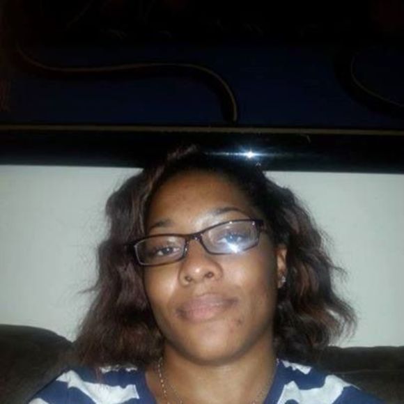 Meet your Posher, Alexandra