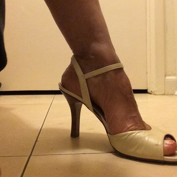 Beige high-heeled  shoes
