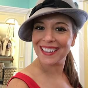 Meet your Posher, Christine