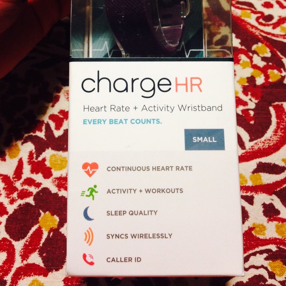 Fitbit Charge HR- Purple Small Like New- open box