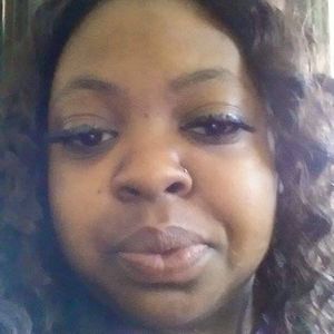 Meet your Posher, Pebbles