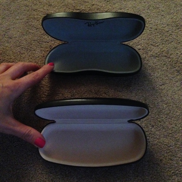 ⭐️BUNDLE 2X: Glasses case!⭐️ - Picture 3 of 4