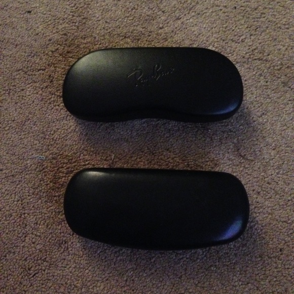 ⭐️BUNDLE 2X: Glasses case!⭐️ - Picture 4 of 4