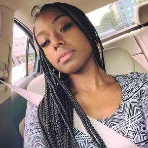 Meet your Posher, Mel