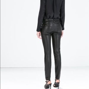Faux leather skinny jeans
