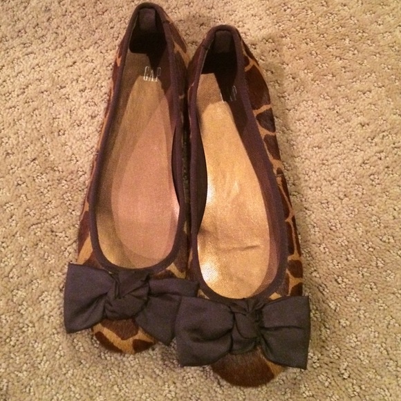 Zebra Flats Gap Brown people size 6