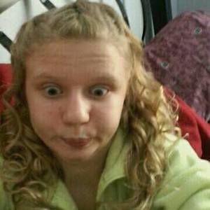 Meet your Posher, Cynthia