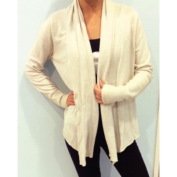 Abercrombie & Fitch Tan Cardigan