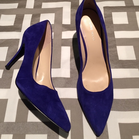 Nine West Blue Pointy Heals
