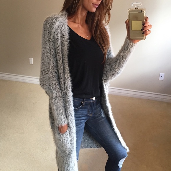 • SOLD • Soft Grey Fuzzy Cardigan - Picture 4 of 4