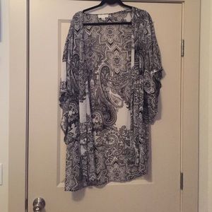 Black and white kimono