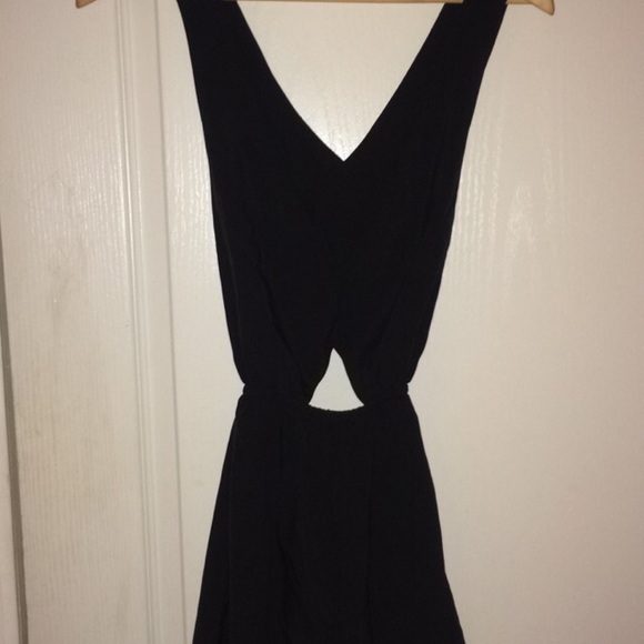 Black cross back jumpsuit!