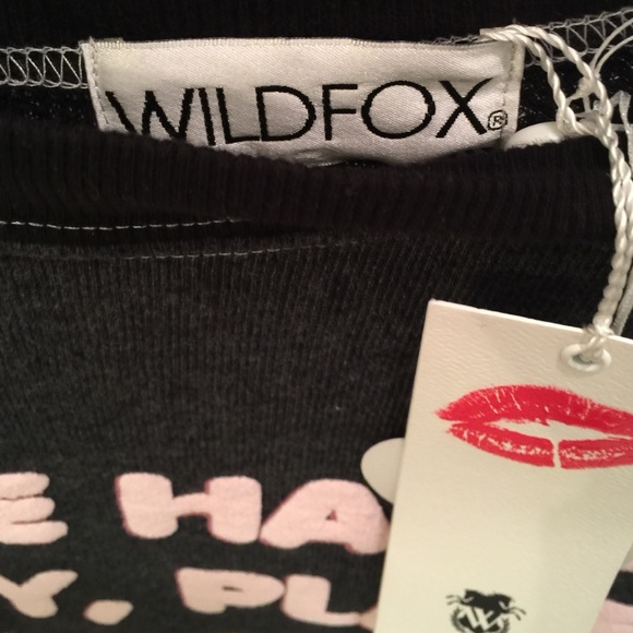 🚫SOLD🚫Wildfox Kim Sweatshirt Jane Austen✨ - Picture 3 of 4