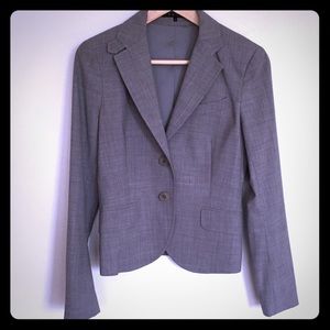 Sharp and classic gray Theory blazer