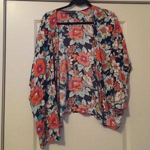 Floral print kimono
