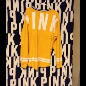 Victoria Secret Yellow crew neck size Medium