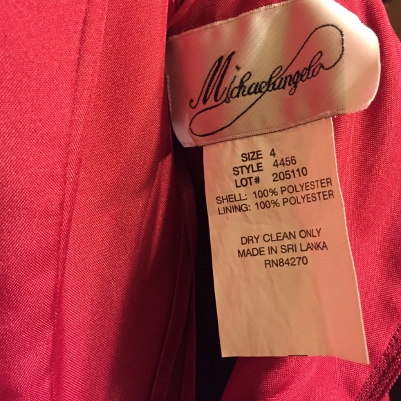 Dress - Picture 4 of 4