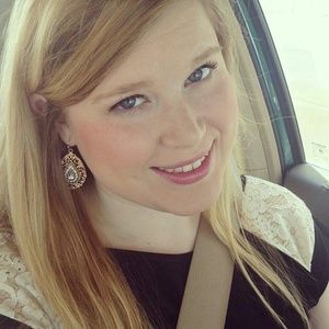 Meet your Posher, Melissa