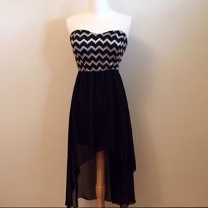 Windsor high-low, black/gold dress