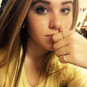 Meet your Posher, Kendralyn