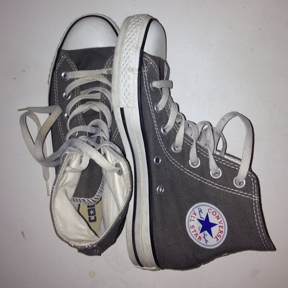 Converse All Star High Tops in Gray, size 4