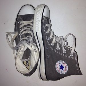 Converse All Star High Tops in Gray, size 4