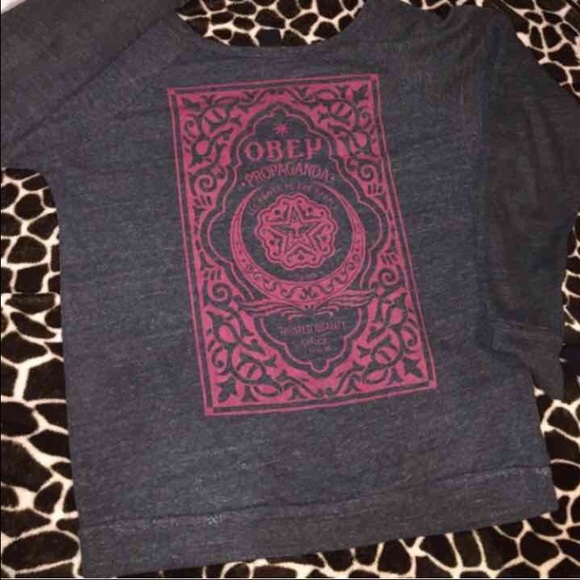 Obey sweater shirt