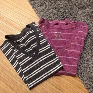 Two Stripe V-Neck T-Shirt bundle set