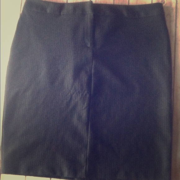 The Limited: pin striped black/grey skirt