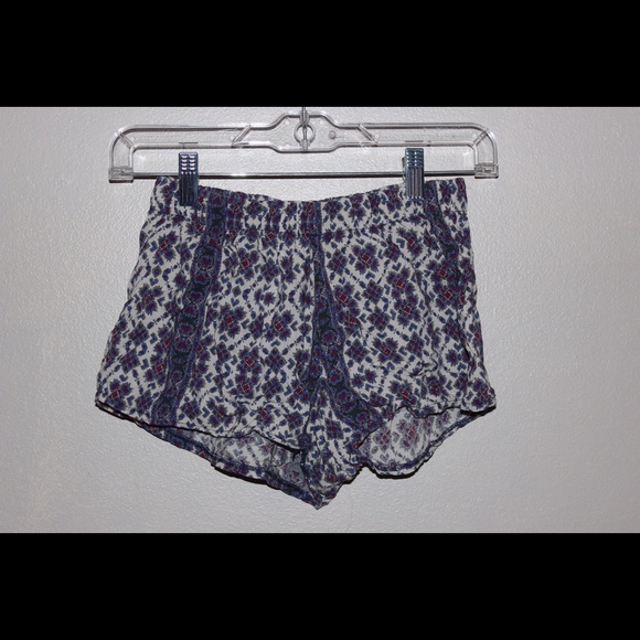 Brandy Melville shorts