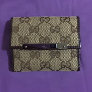 Authentic Bi-Fold Gucci Wallet