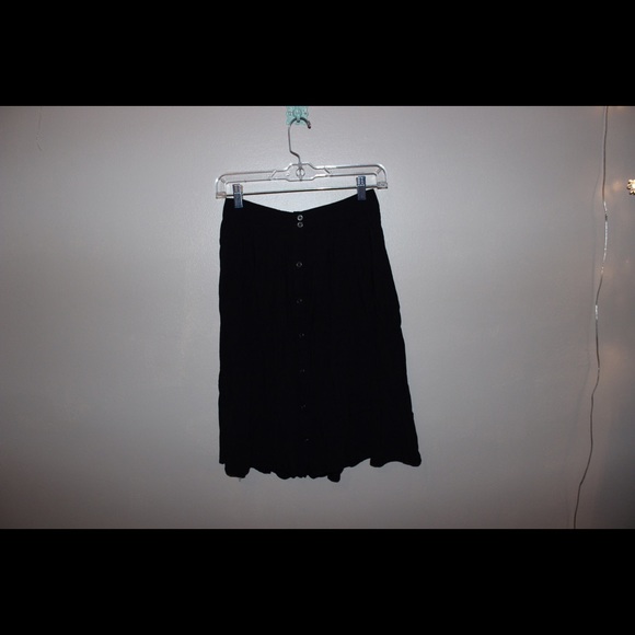 Black midi skirt