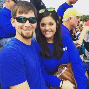 Meet your Posher, Caylie