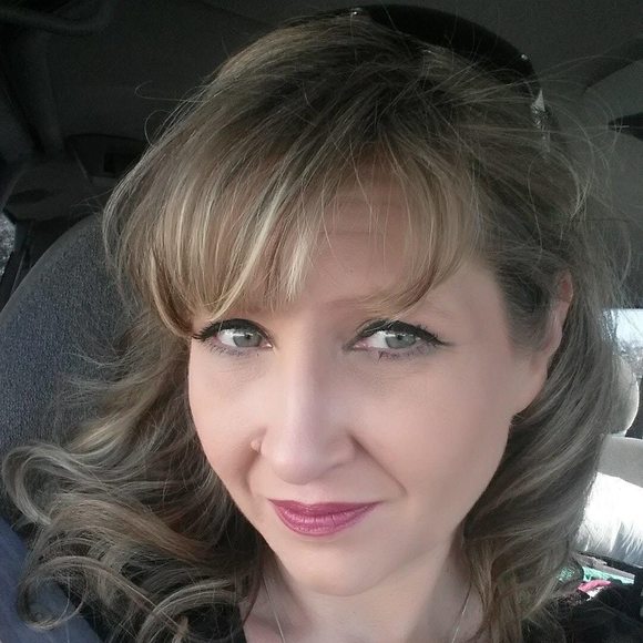 Meet your Posher, Ami - Picture 1 of 1