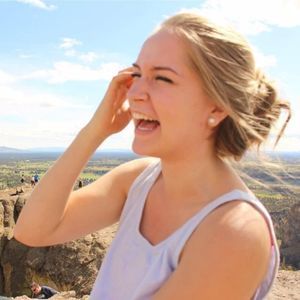 Meet your Posher, Lainey