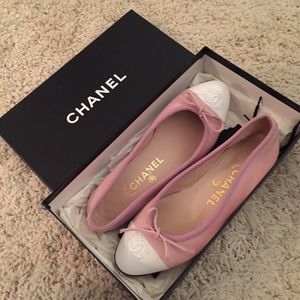 Vintage Chanel ballet flats
