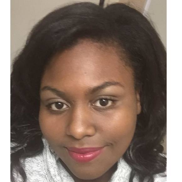 Meet your Posher, Alexus - Picture 1 of 1