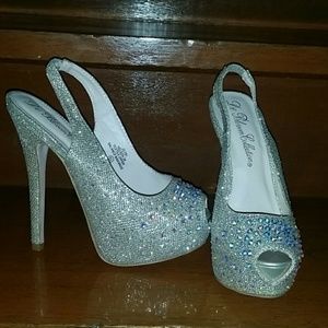 Studded Formal High Heeled Shoes