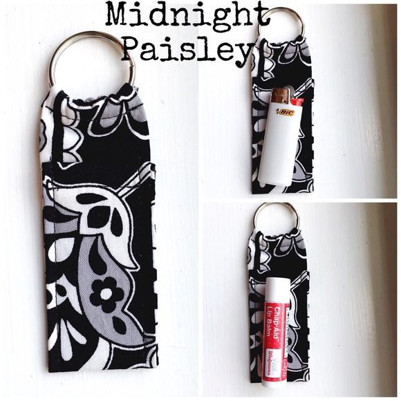 Made in Vera Bradley Accessories - Made n Vera Bradley Print Chapstick Keychain NWOT