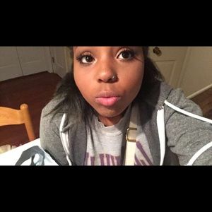 Meet your Posher, Ashlee