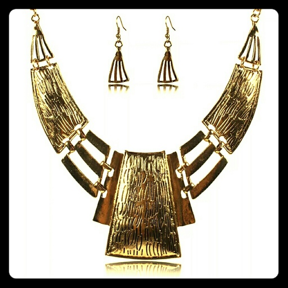 Antique Gold Tone 2 Piece